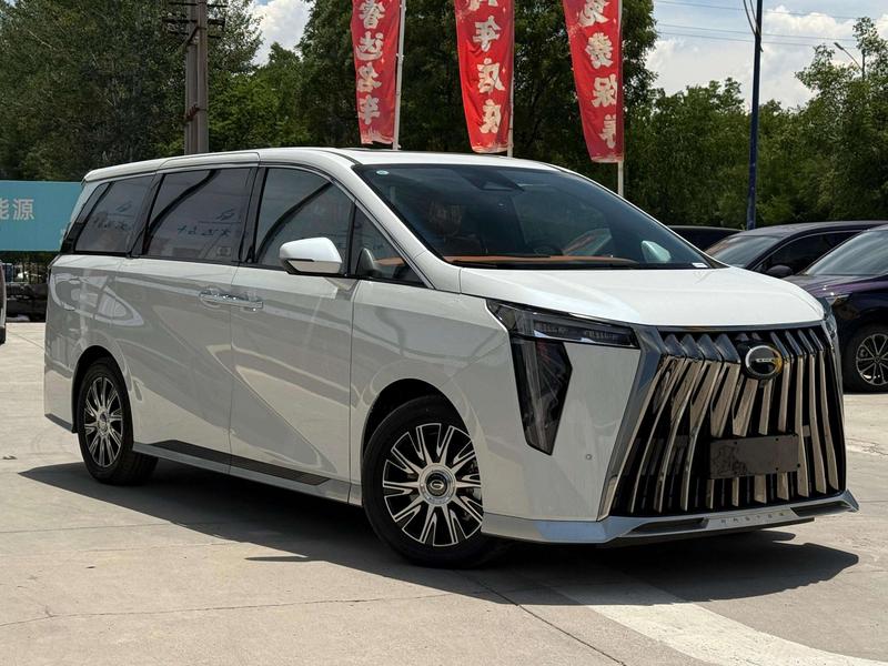 GAC Trumpchi M8 Hybrid, 2026 — фото 3 из 9