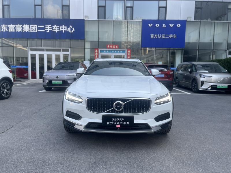 Volvo V90, 2024 — фото 2 из 12