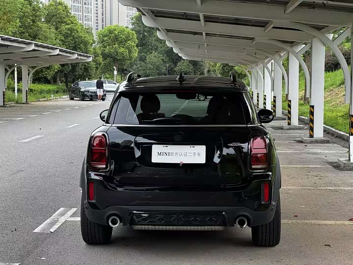 Mini Countryman JCW, 2022 — фото 6 из 9