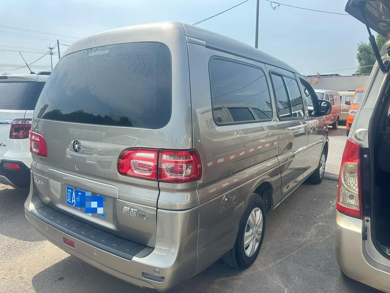 Dongfeng Forthing Lingzhi M5, 2023 — фото 5 из 8