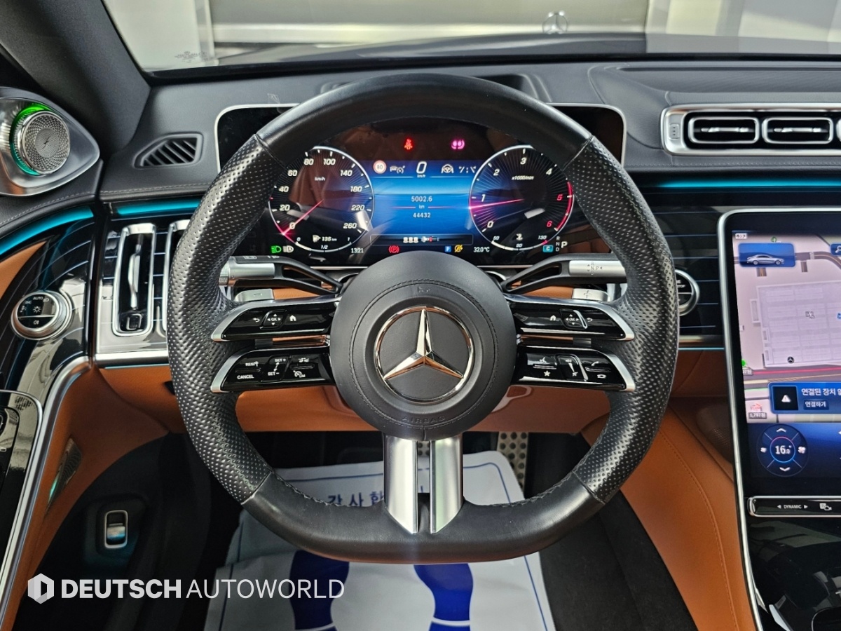 Mercedes-Benz S-Class, 2023 — фото 12 из 12