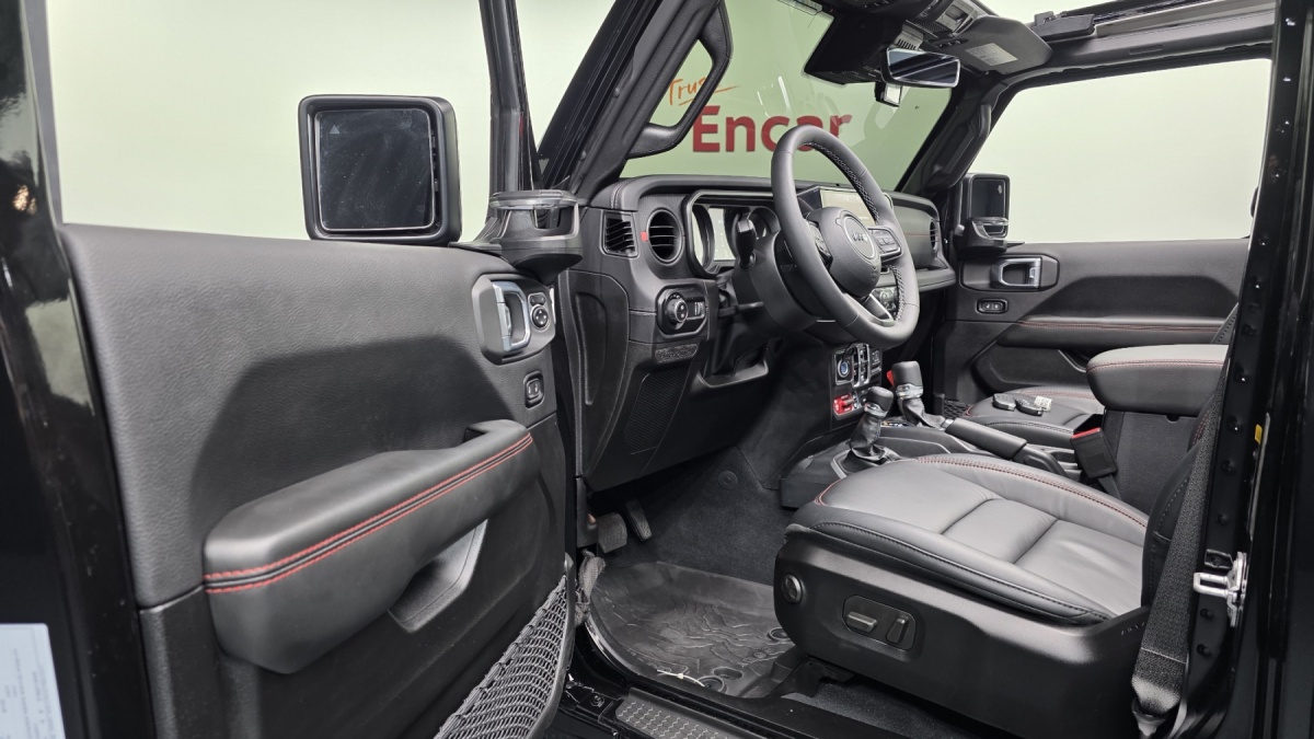 Jeep Wrangler, 2025 — фото 9 из 12