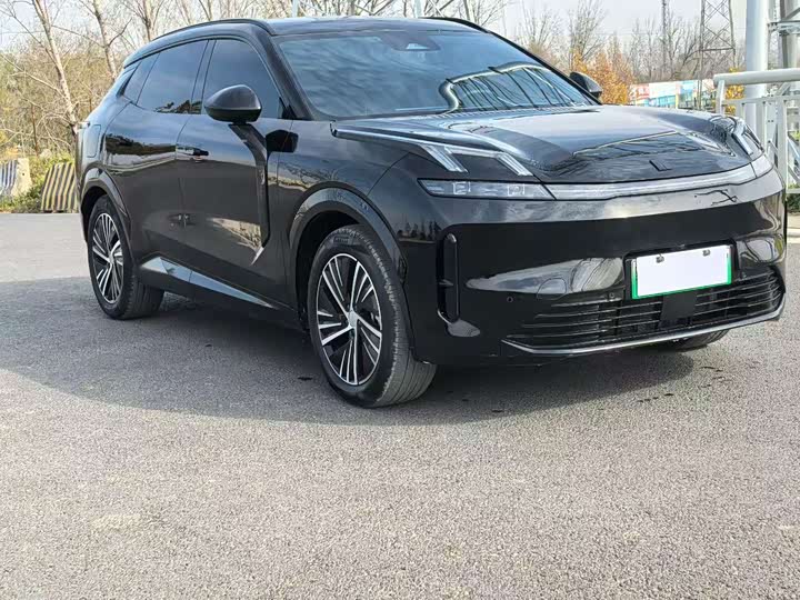 Lynk & Co 08 EM-P Hybrid, 2024 — фото 3 из 9