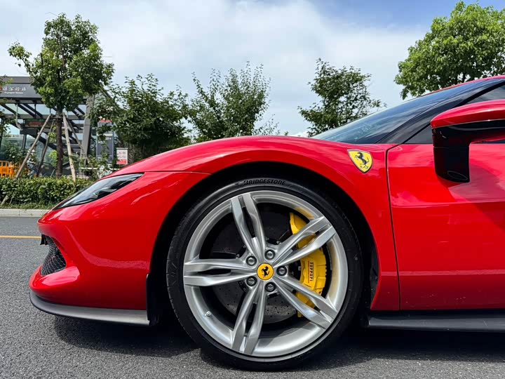 Ferrari 296, 2023 — фото 8 из 9