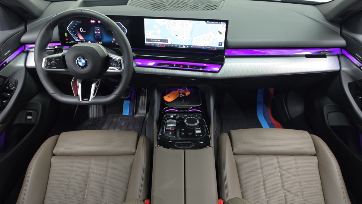 BMW 5 Series, 2025 — фото 6 из 12