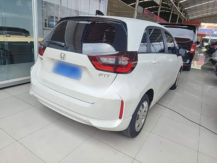 Honda Fit, 2023 — фото 7 из 9