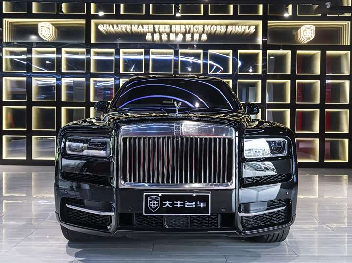 Rolls-Royce Cullinan, 2022 — фото 2 из 9