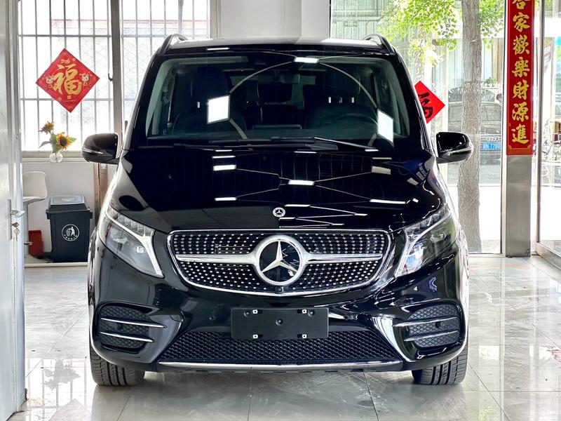 Mercedes-Benz V-Class, 2023 — фото 2 из 12