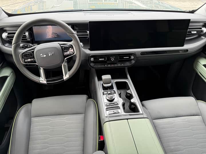 BAIC Beijing BJ40, 2025 — фото 6 из 9