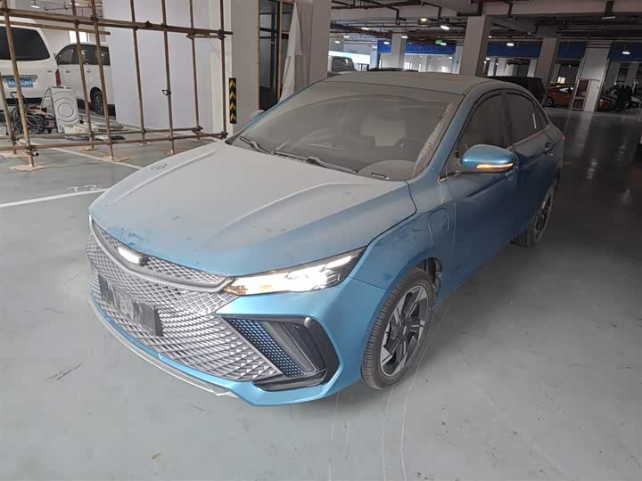 Geely Emgrand L Hi·P Hybrid, 2023 — фото 2 из 12