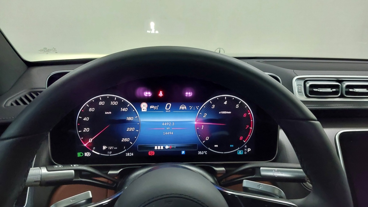 Mercedes-Benz S-Class, 2025 — фото 8 из 12