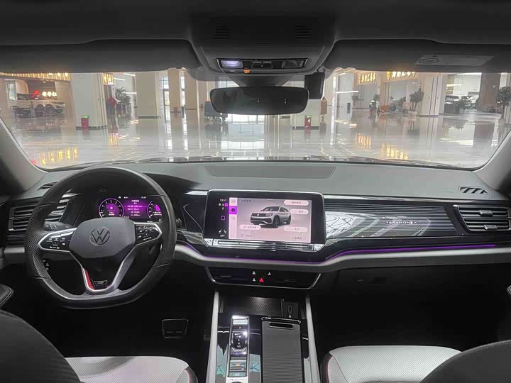Volkswagen Teramont X, 2022 — фото 6 из 9