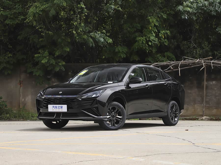 Dongfeng Aeolus Yixuan, 2026 — купить в Санкт-Петербурге под ключ