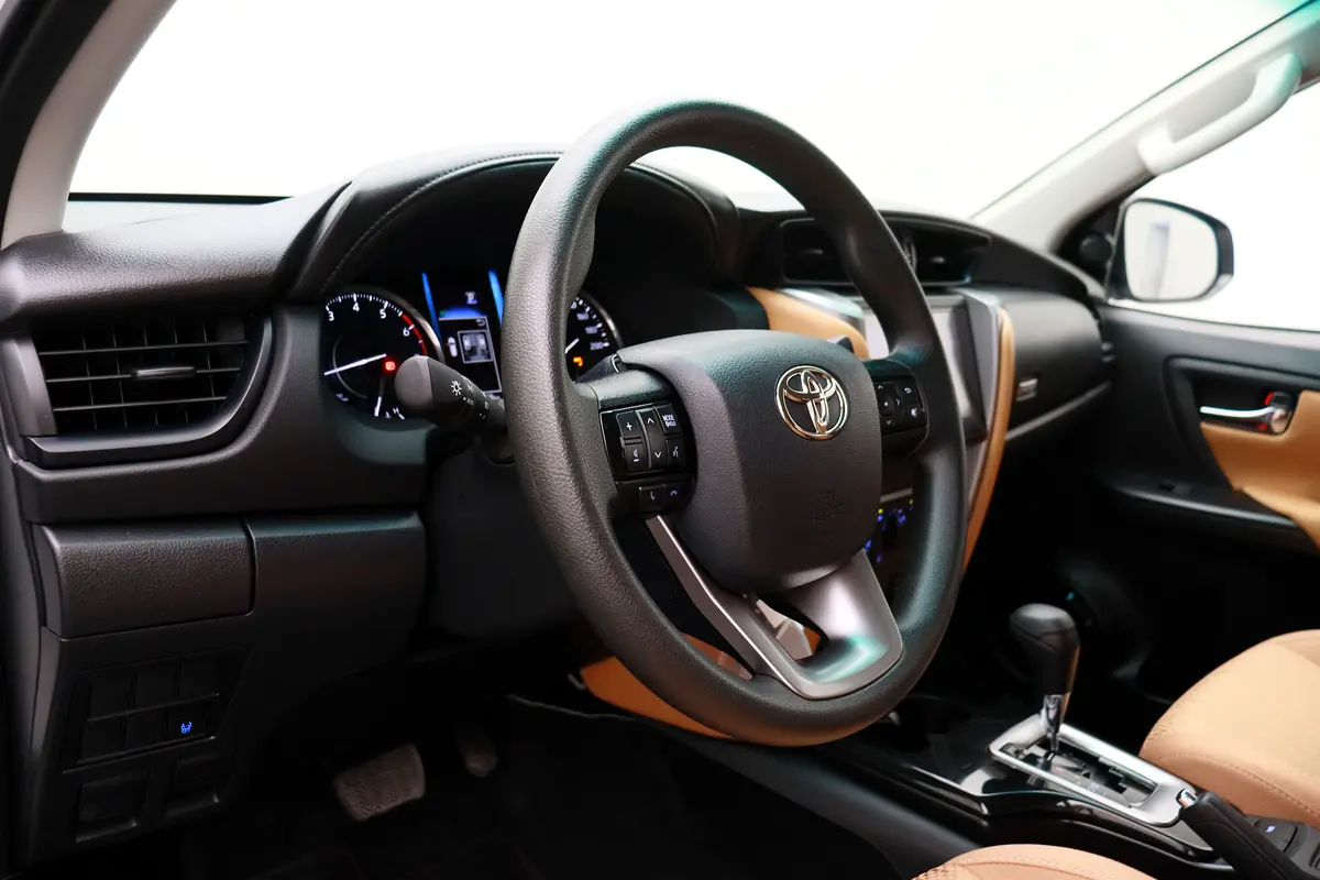 Toyota Fortuner, 2025 — фото 10 из 10