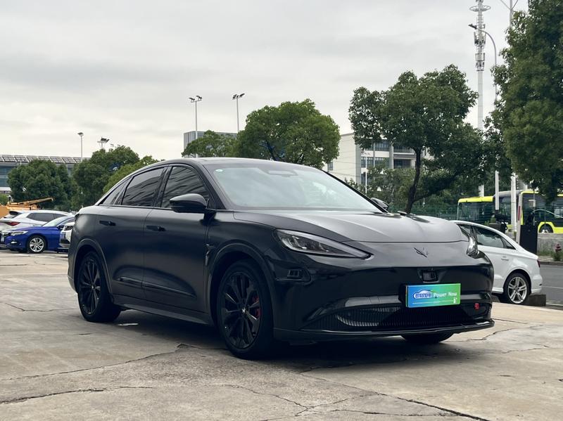 BAIC Arcfox Alpha S, 2022 — фото 3 из 12