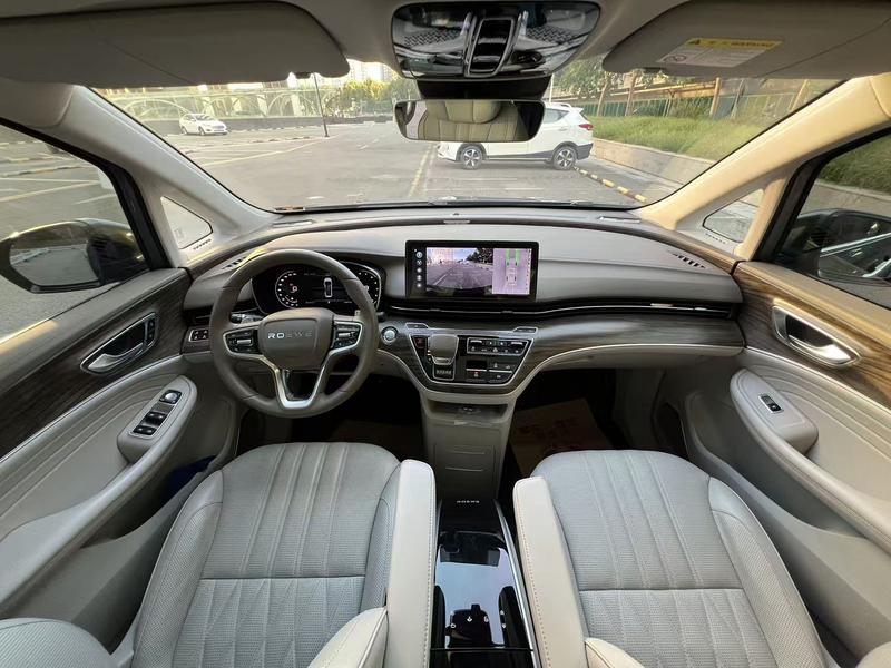 Roewe iMax 8, 2023 — фото 6 из 9
