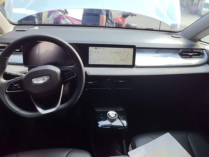 Geely Geometry E Firefly, 2023 — фото 5 из 9