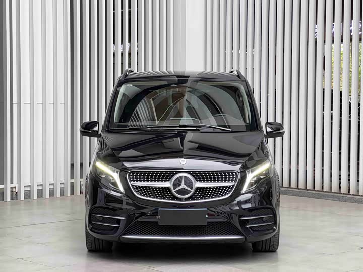 Mercedes-Benz V-Class, 2024 — фото 2 из 9