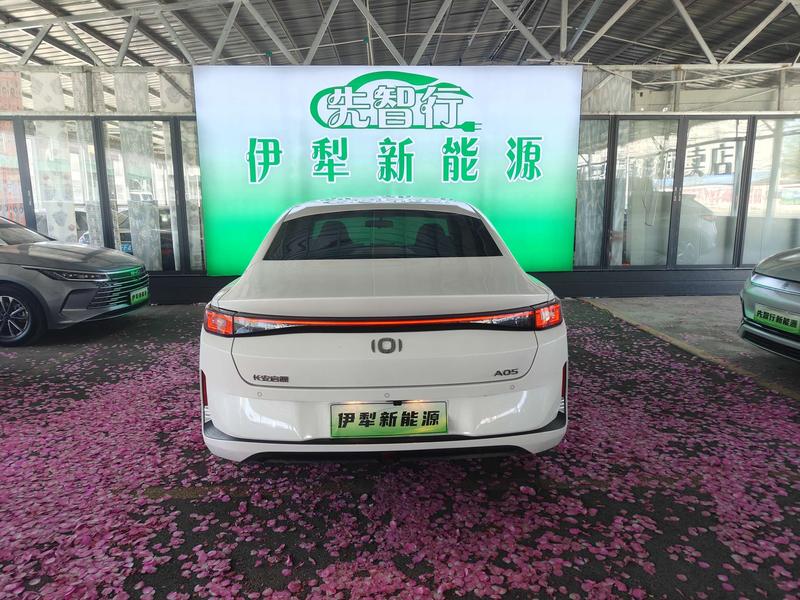 Changan Qiyuan (Nevo) A05, 2024 — фото 5 из 12