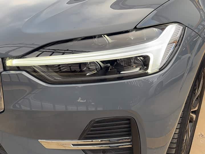 Volvo XC60, 2022 — фото 3 из 9