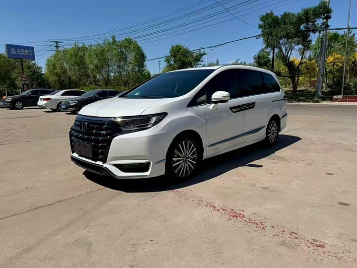Honda Elysion, 2022 — купить в Москве под ключ