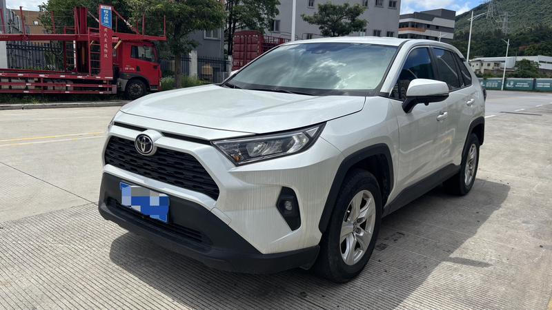 Toyota RAV4, 2023 — купить в Смоленске под ключ