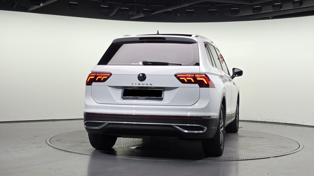 Volkswagen Tiguan, 2023 — фото 4 из 12