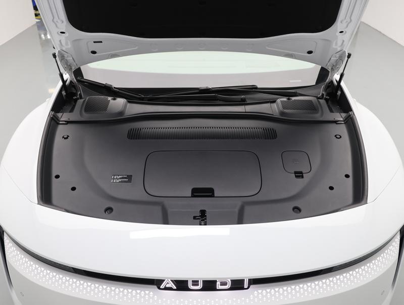 Audi × SAIC E5 Sportback, 2026 — фото 12 из 12