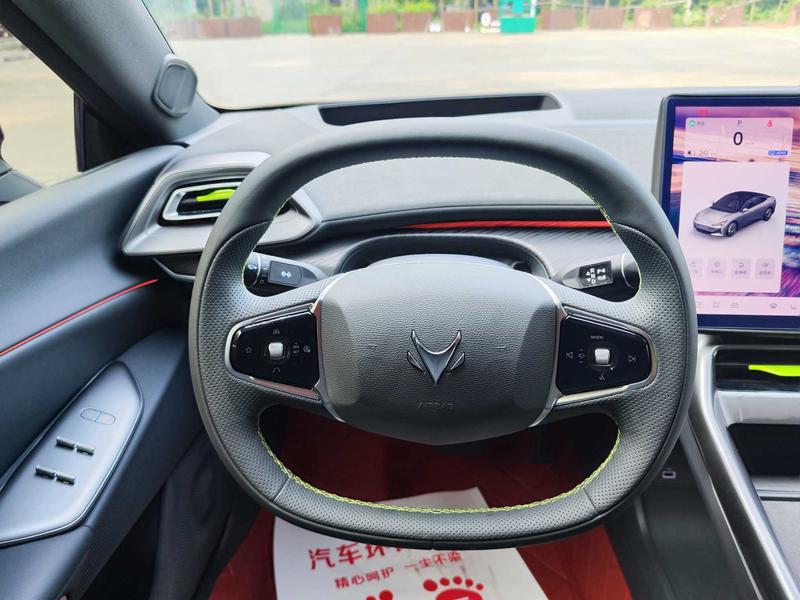 BAIC Arcfox Alpha S5, 2025 — фото 8 из 10