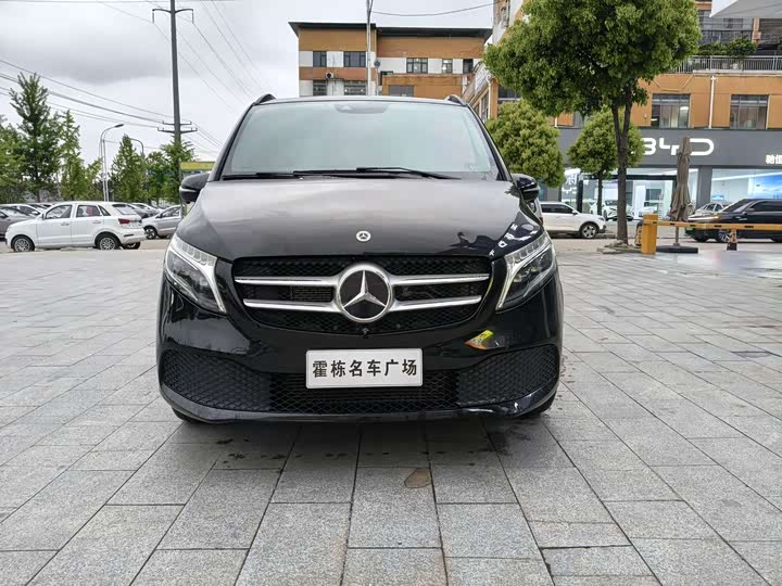 Mercedes-Benz V-Class, 2022 — фото 2 из 9