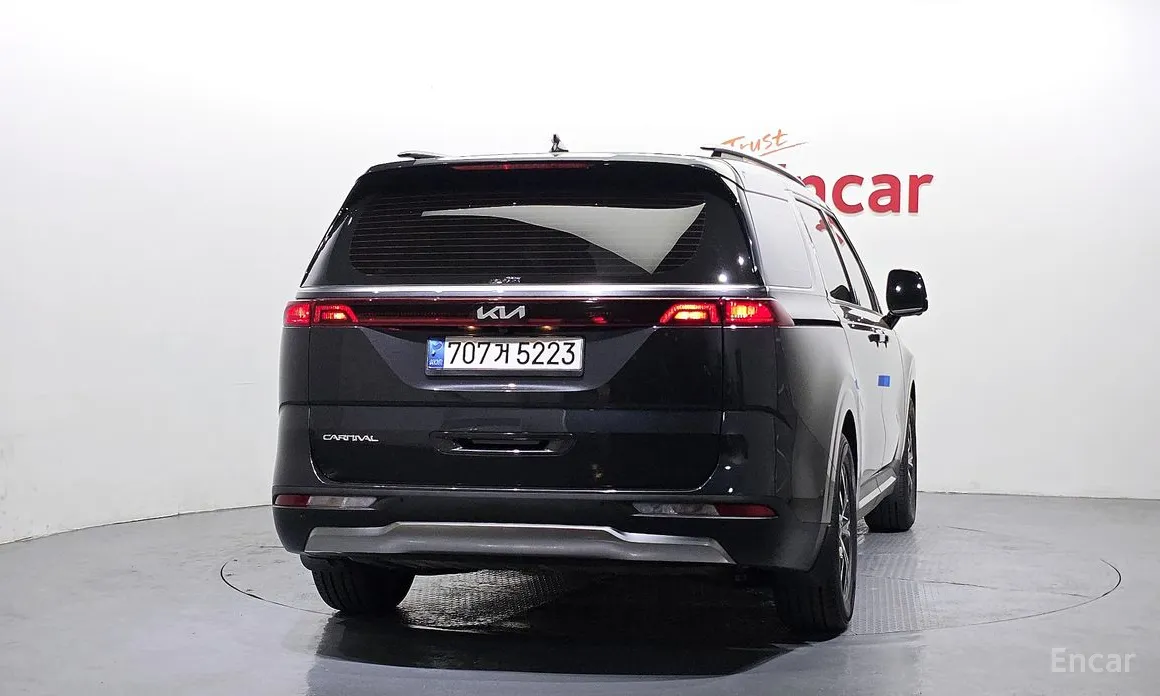 Kia Carnival, 2022 — фото 4 из 12