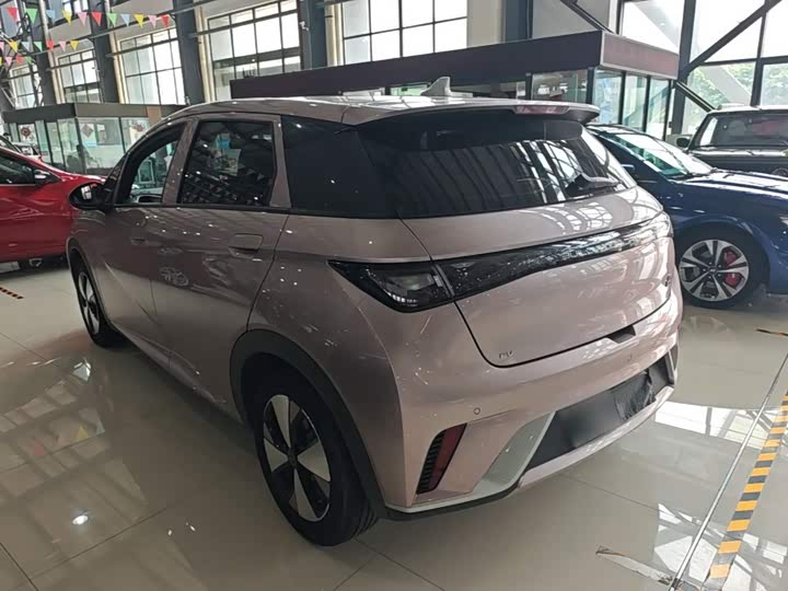 BYD Dolphin, 2023 — фото 5 из 9