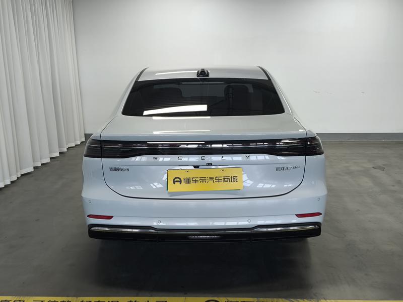 Geely Galaxy A7, 2025 — фото 6 из 12
