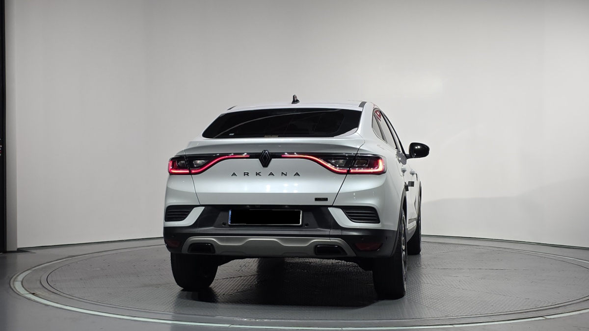Renault Arkana, 2024 — фото 4 из 12
