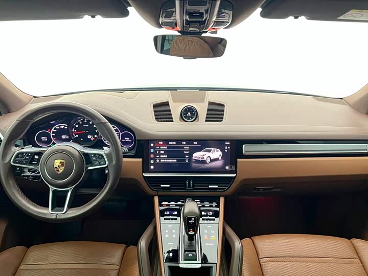 Porsche Cayenne, 2022 — фото 8 из 9