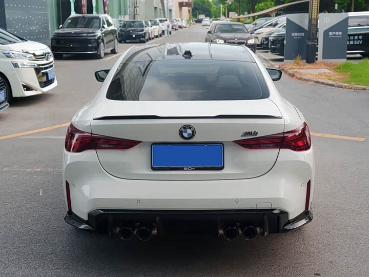 BMW M4, 2025 — фото 6 из 9