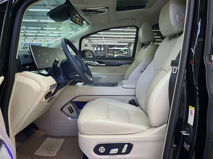 Wey 80 Hybrid, 2024 — фото 4 из 9