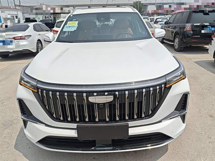 Geely Atlas L, 2026 — фото 3 из 9