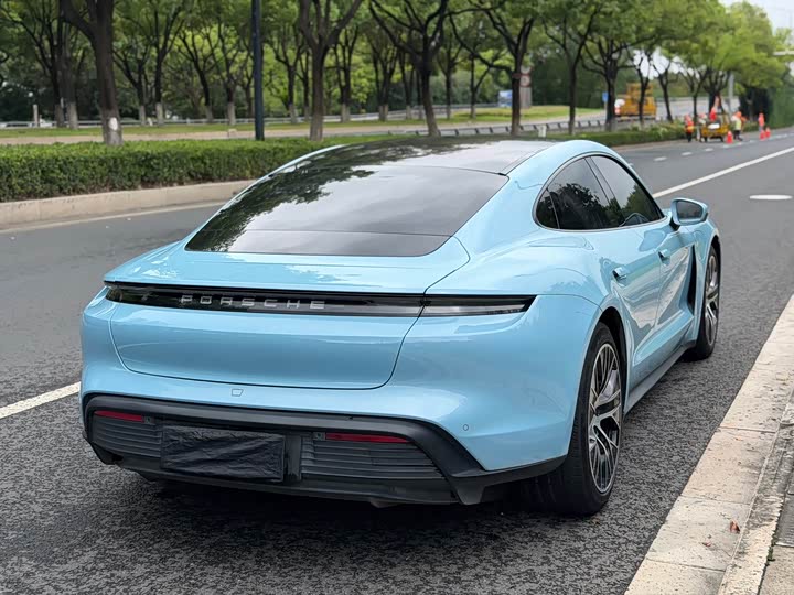 Porsche Taycan, 2026 — фото 5 из 7