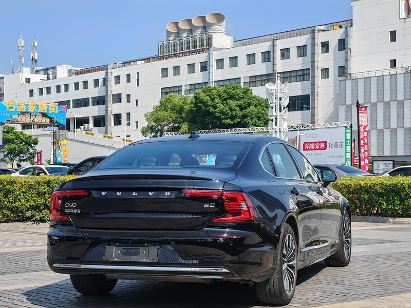 Volvo S90, 2025 — фото 6 из 12