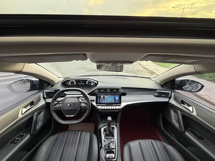 Peugeot 408, 2022 — фото 6 из 9