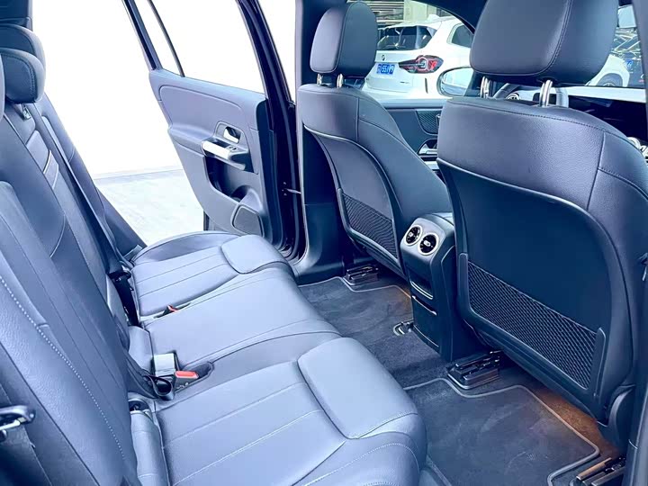 Mercedes-Benz EQB, 2025 — фото 8 из 9