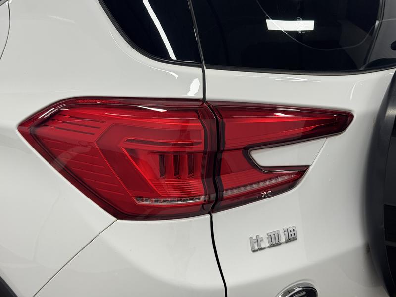 BYD Yuan Pro, 2023 — фото 10 из 12