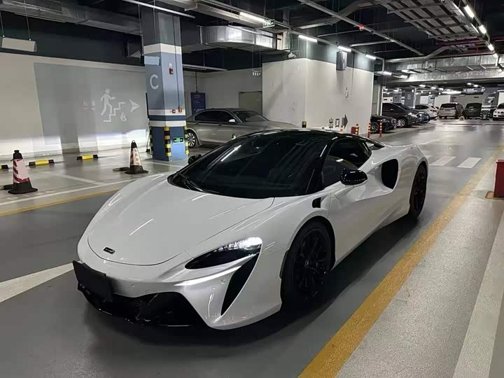 McLaren Artura, 2023 — купить в Ярославле под ключ