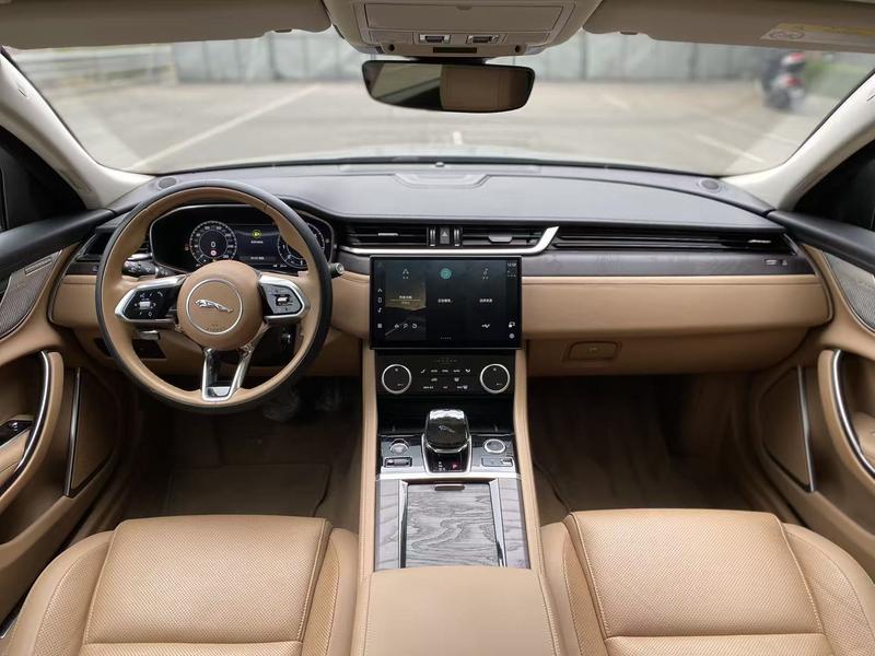 Jaguar XF L, 2023 — фото 7 из 9