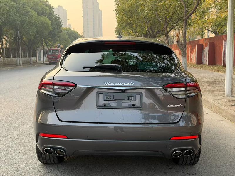 Maserati Levante, 2022 — фото 5 из 10