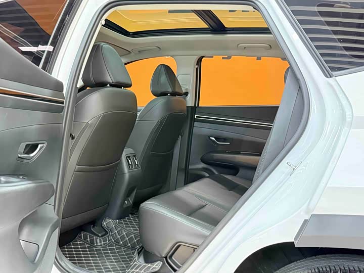 Hyundai Tucson L, 2023 — фото 7 из 9