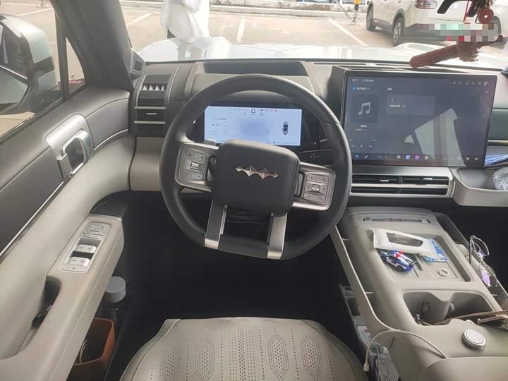 BYD FangChengBao Titanium 7 (Tai 7), 2025 — фото 6 из 9