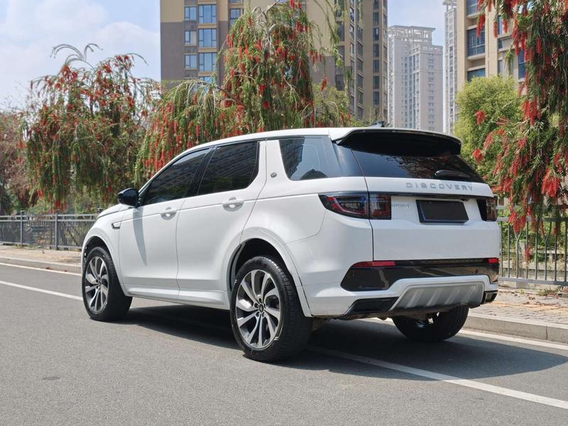 Land Rover Discovery Sport, 2023 — фото 4 из 10