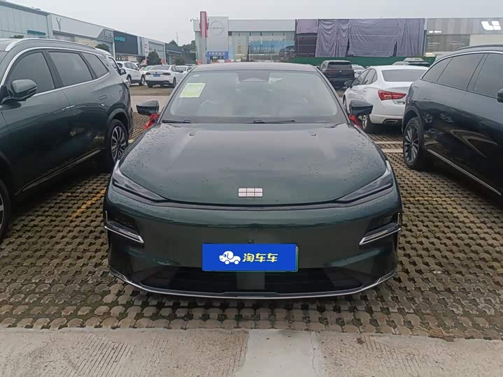 Geely Galaxy Starshine 8 EM-i, 2025 — фото 2 из 9